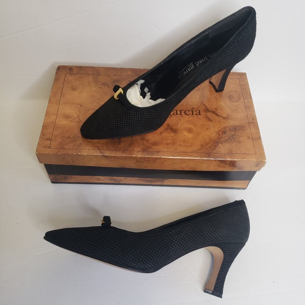 Juan Jose Garcia black leather textured dress heels pumps size 7.5 - Picture 3 of 11